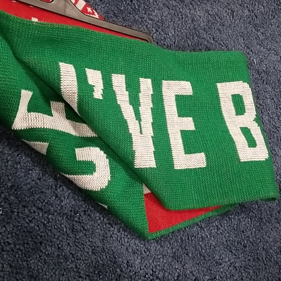 Nwt! Ive been naughty/nice scarf - Picture 7 of 11